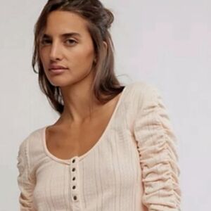 We The Free Henley Top sz XS